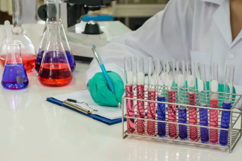 Como escolher reagentes de laboratório de qualidade