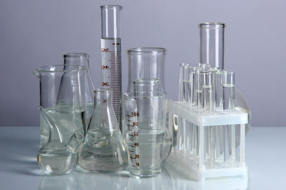 Como montar um kit de Produtos para Laboratório completo