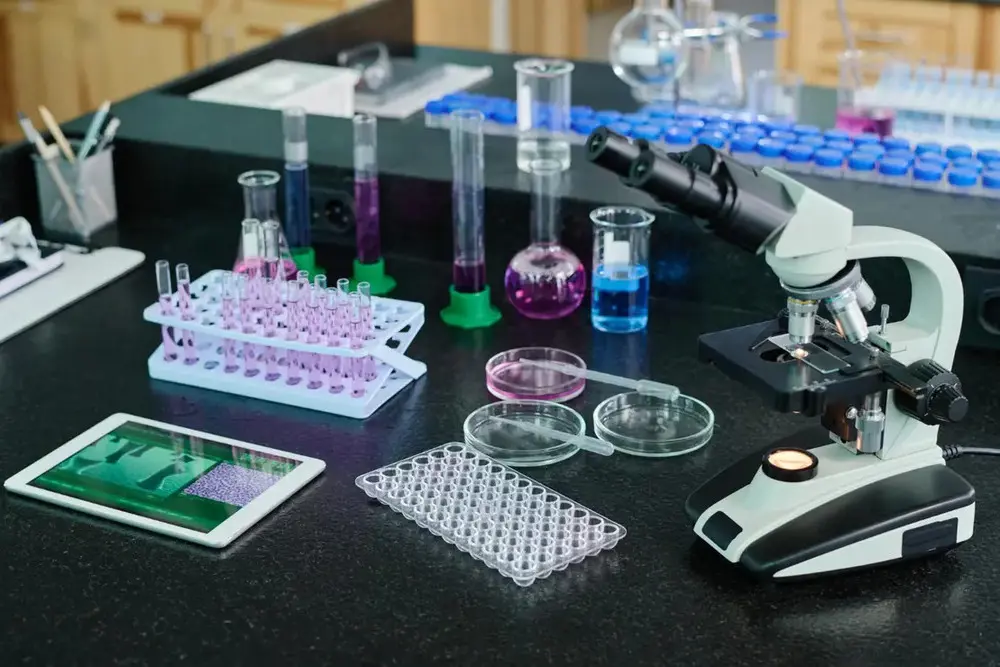 Como solicitar cotação de produtos laboratoriais pela internet